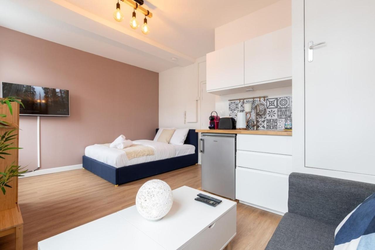 Апартаменты Lille - Quiet And Cozy Studio! Экстерьер фото